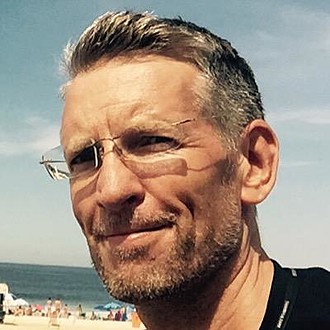 Джонатан Уоттс