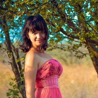 Оля Иванова