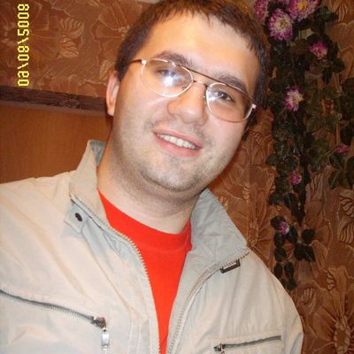 Роман Кузьминов