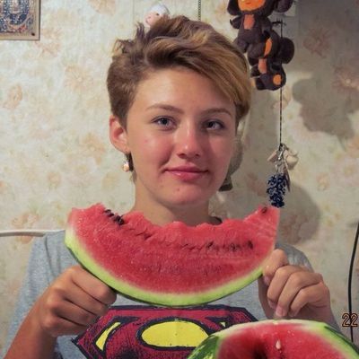 Полина Кухарева