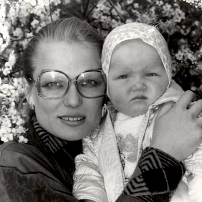 Елена Устинова