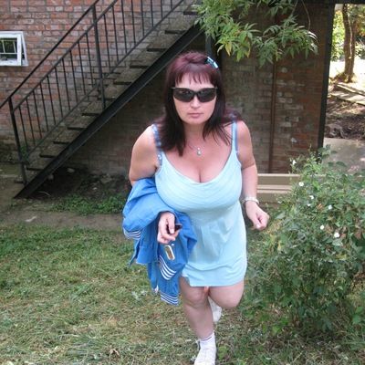 Елена Пойманова