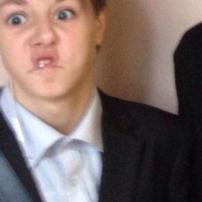 Юля Шапарева