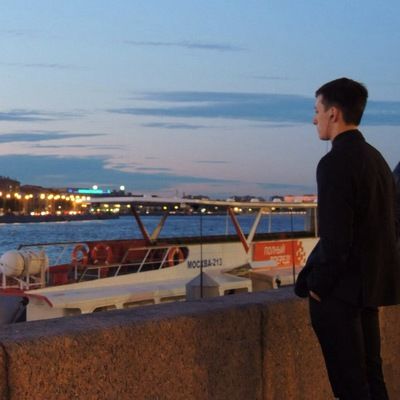 Дмитрий Глазер