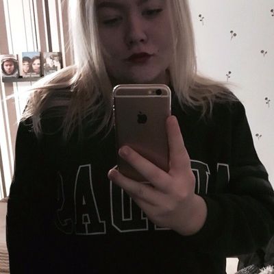 Влада Сапожникова