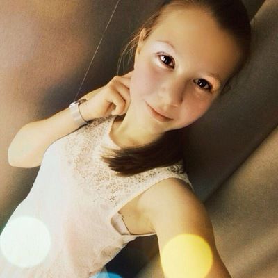 Соня Синельникова