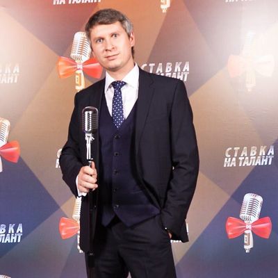 Дмитрий Салаев