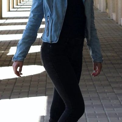 Николь Пряничникова