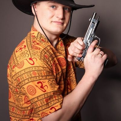 Леонид Макаров