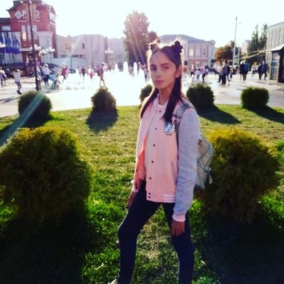 Катя Кринова