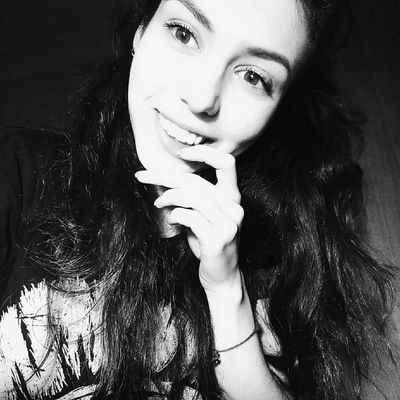 Александра Никитенко