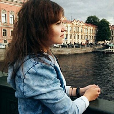 Оля Прусакова