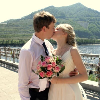 Оля Ворошилова