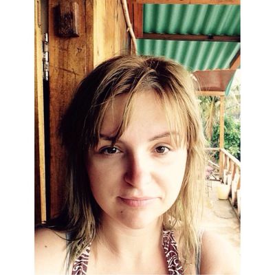 Вика Власова