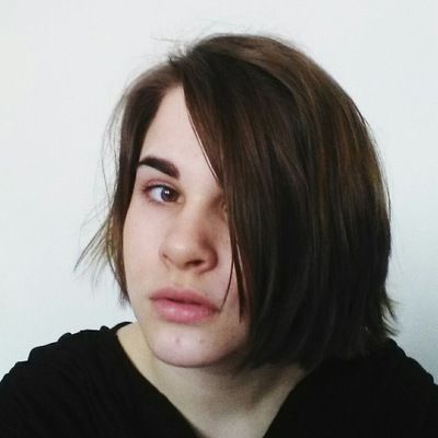 Влада Петрова