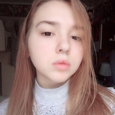 Лера Марова