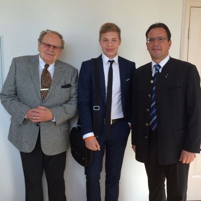 Владислав Шумаков