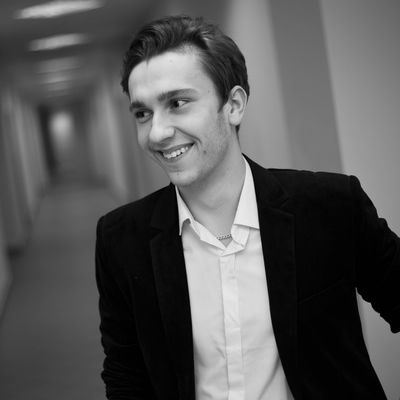 Роман Ткаченко