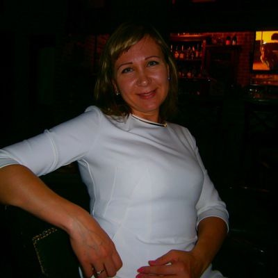 Елена Адамова