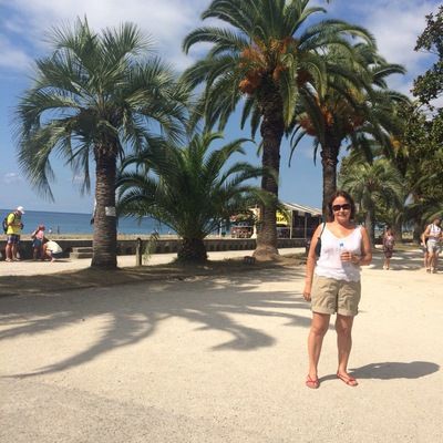 Нина Шкарлет