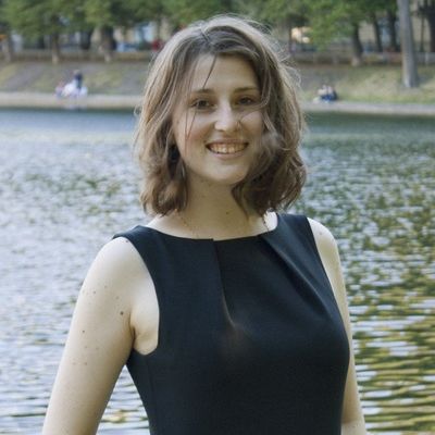 Катя Головатова