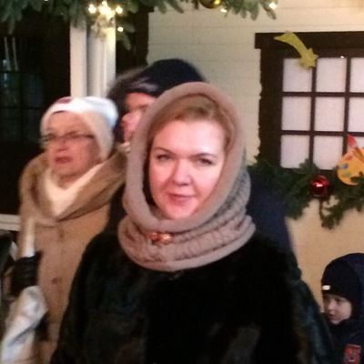 Елена Арутюнова