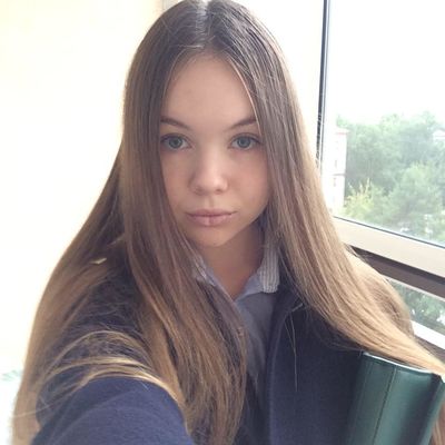 Яна Шестакова