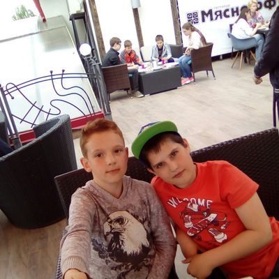 Артем Сурков