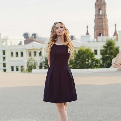 Алена Белоусова