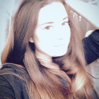 Анна Конова