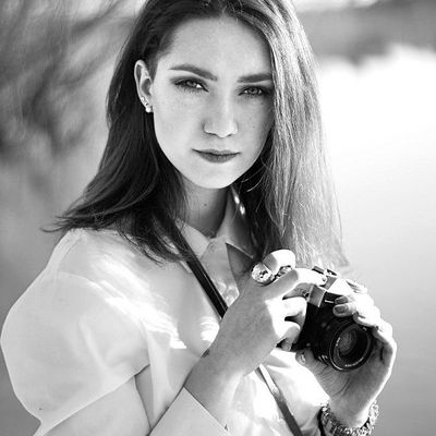 Аня Русинова