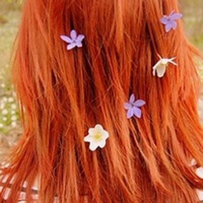 Лена Кучуганова