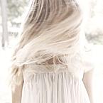 Яна Романова