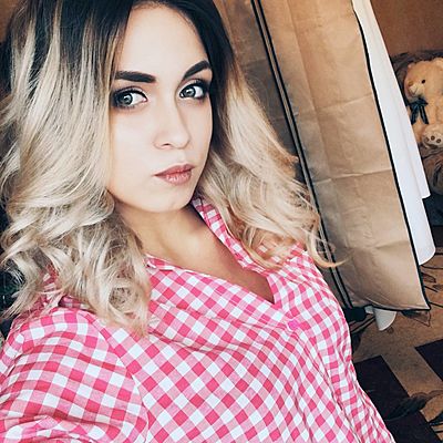 Анастасия Попова