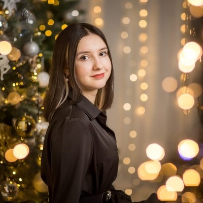 Алина Ряполова