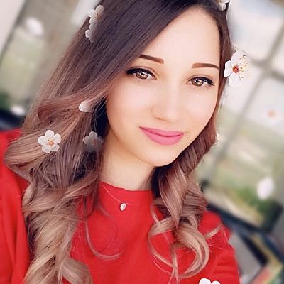 Александра Сапронова