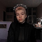 Аня Стопская