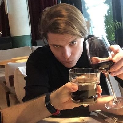 девочка с гиперфиксацией