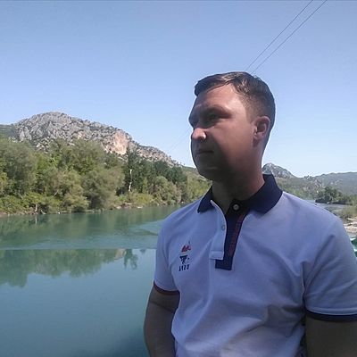 Анатолий Богданов