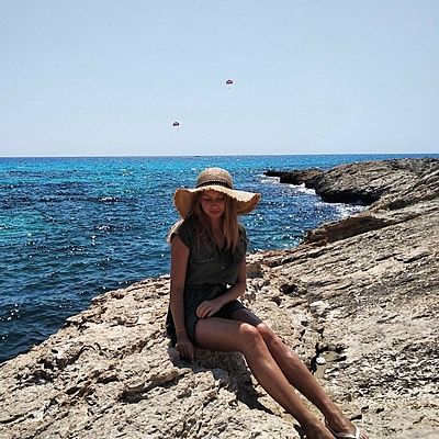 Света Николаева