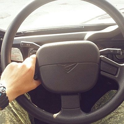 Иван Иванов