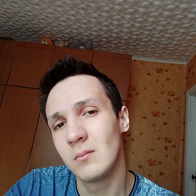 Макс Мишонов